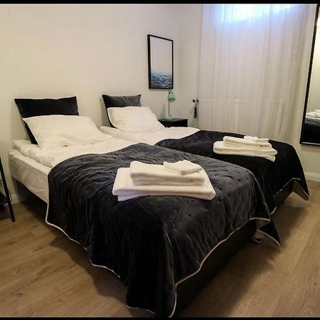 10B Gamla Læknishúsið Otel Saudarkrokur Dış mekan fotoğraf