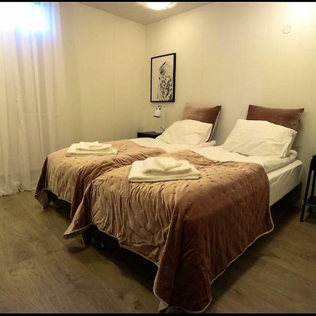 10B Gamla Læknishúsið Otel Saudarkrokur Dış mekan fotoğraf